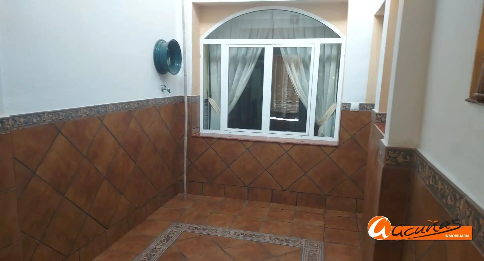 Balcony of Detached homes for sale in Cuevas Bajas  with Storage room