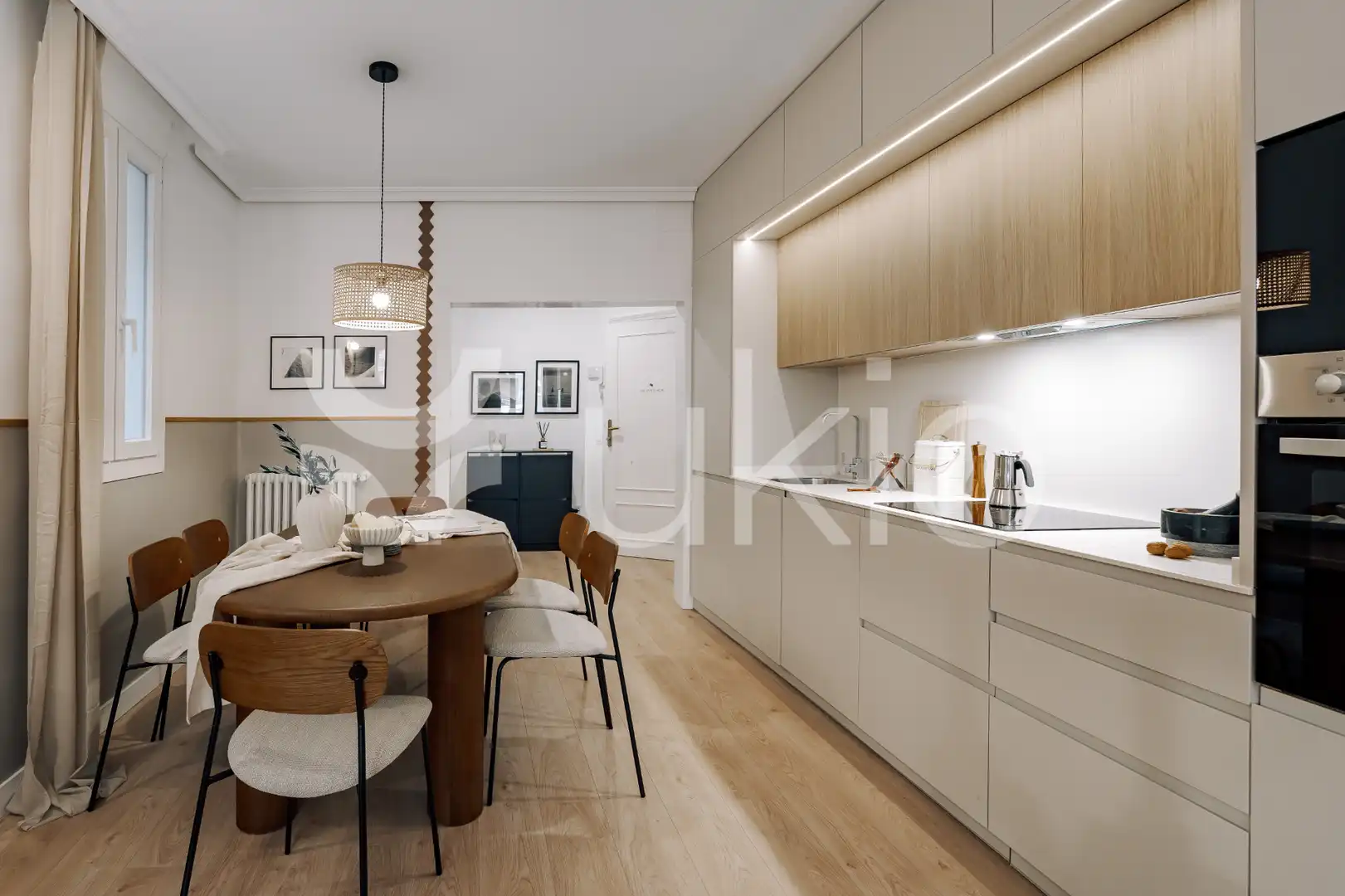 Cocina de Apartamento de alquiler en Madrid con Aire acondicionado, Calefacción y Amueblado
