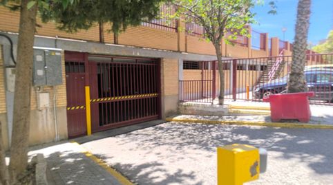 Foto 3 von Garage zur Miete in Calle Miguel Bravo Ferrer, 15, La Buhaira, Sevilla Capital