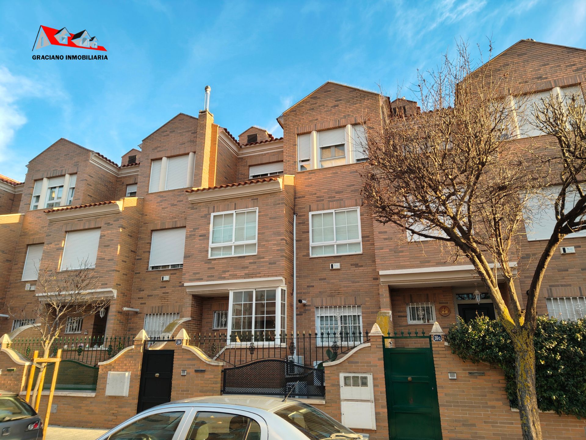 Exterior view of Single-family semi-detached for sale in  Albacete Capital  with Air Conditioner, Heating and Terrace