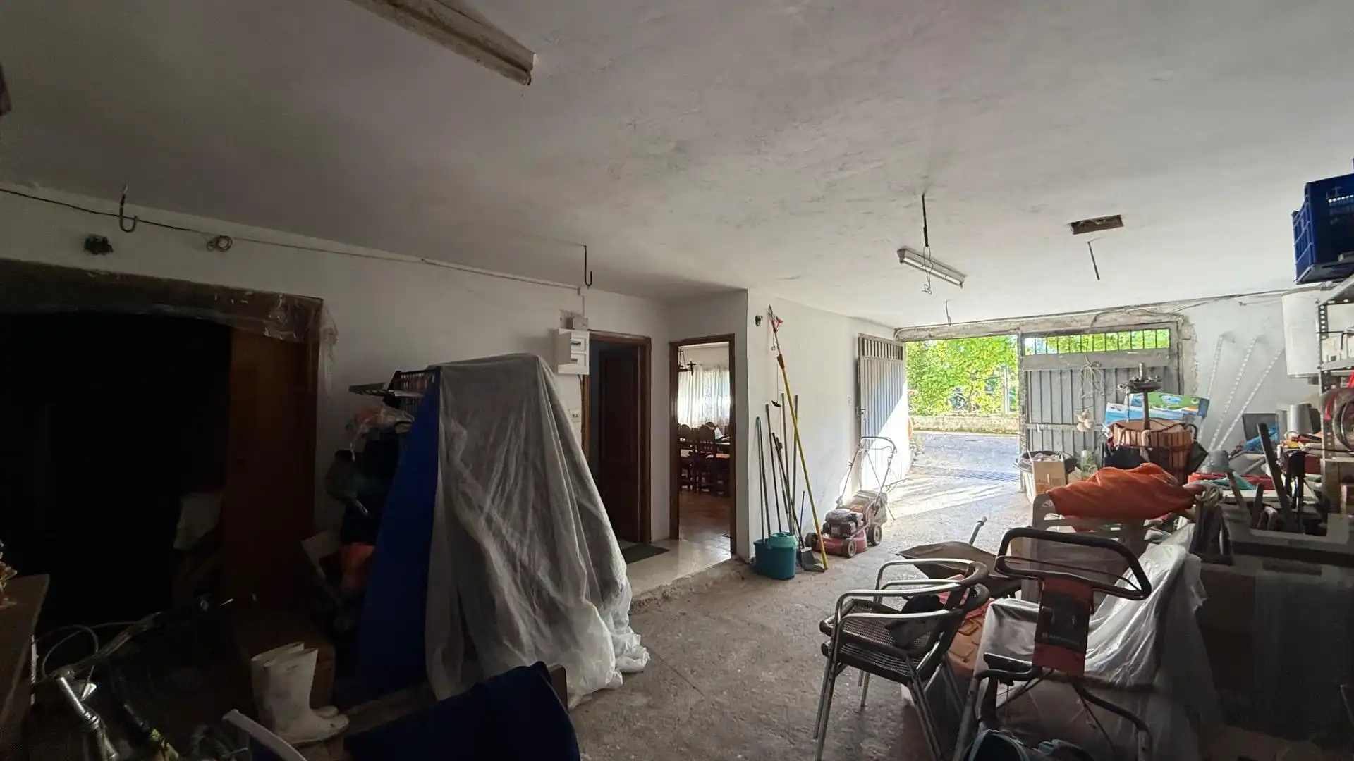 Houses for sale in Coles  with Heating, Private garden and Swimming Pool