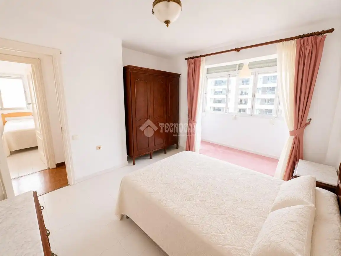 Bedroom of Flat for sale in Málaga