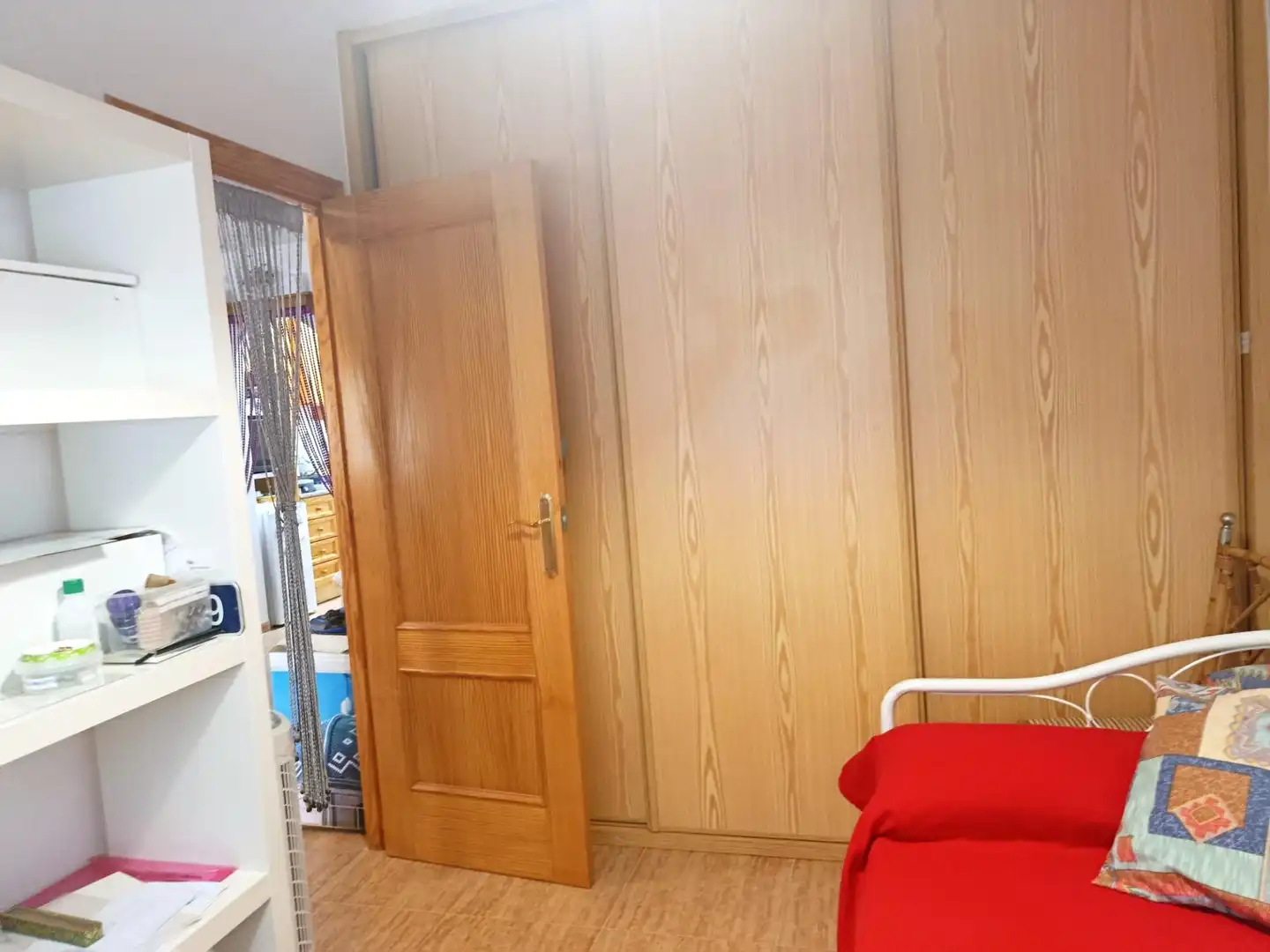 Dormitori de Casa adosada en venda en Castalla amb Jardí privat, Terrassa i Moblat
