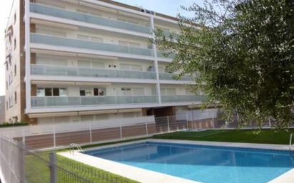 Swimming pool of Flat for sale in Torredembarra  with Heating, Private garden and Parquet flooring