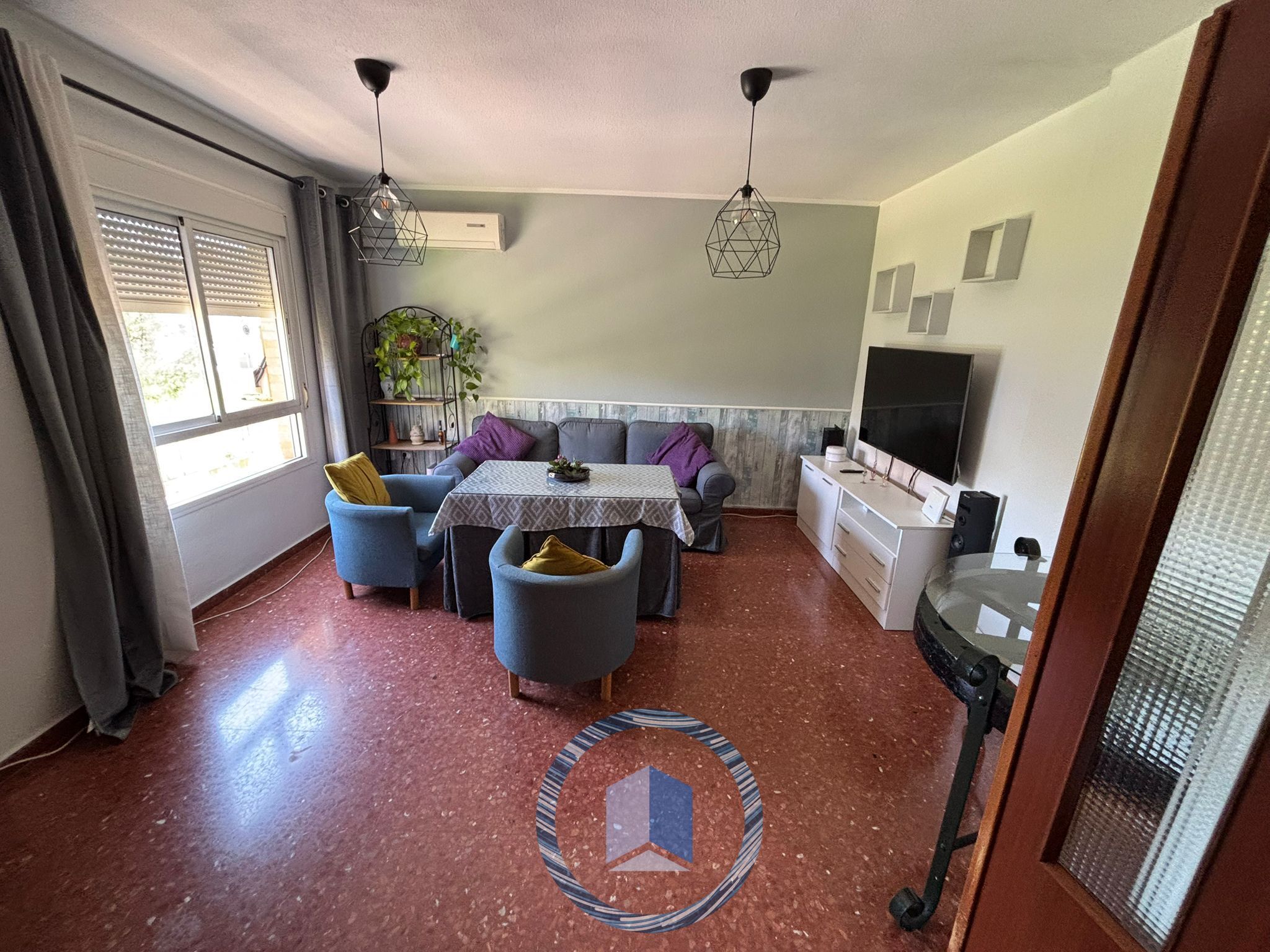 Sala de estar de Piso en venta en Montequinto con Piscina