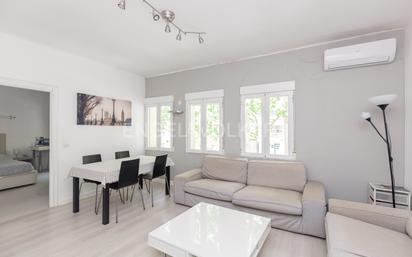 Living room of Apartment for sale in  Madrid Capital
