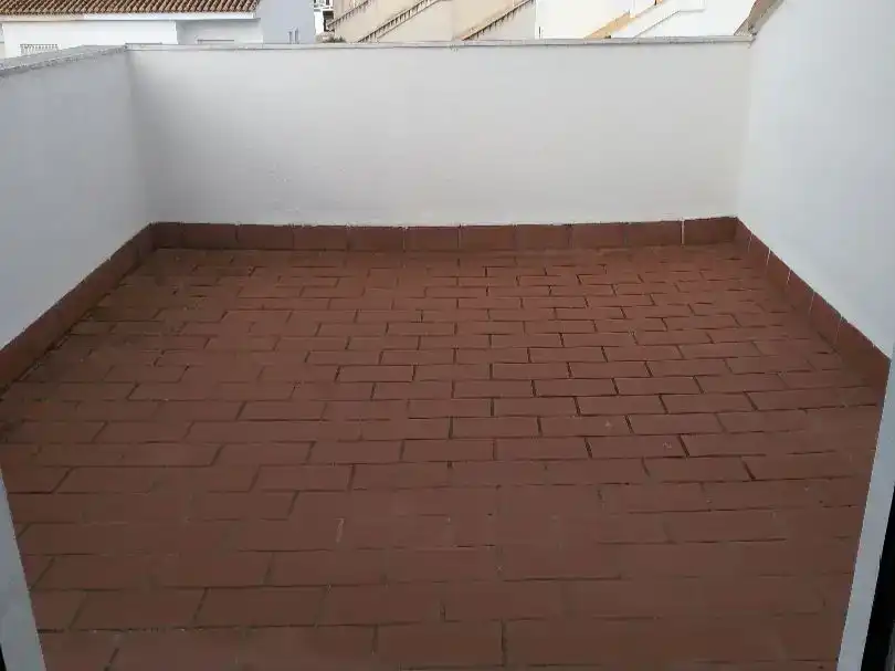 Vista exterior de Casa o xalet en venda en Bollullos de la Mitación amb Terrassa i Balcó