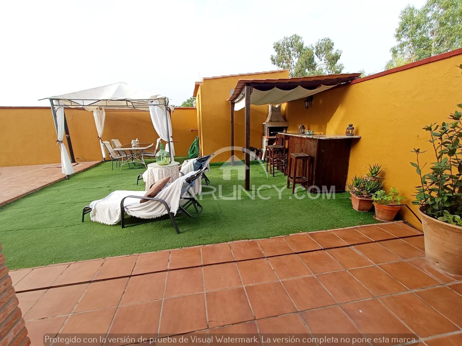 Terrassa de Casa o xalet en venda en Alcalá de Guadaira amb Aire condicionat, Jardí privat i Terrassa