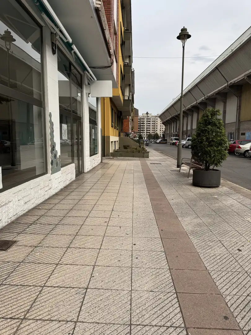 Business premises to rent in Calle José Cueto 44, imagen 5