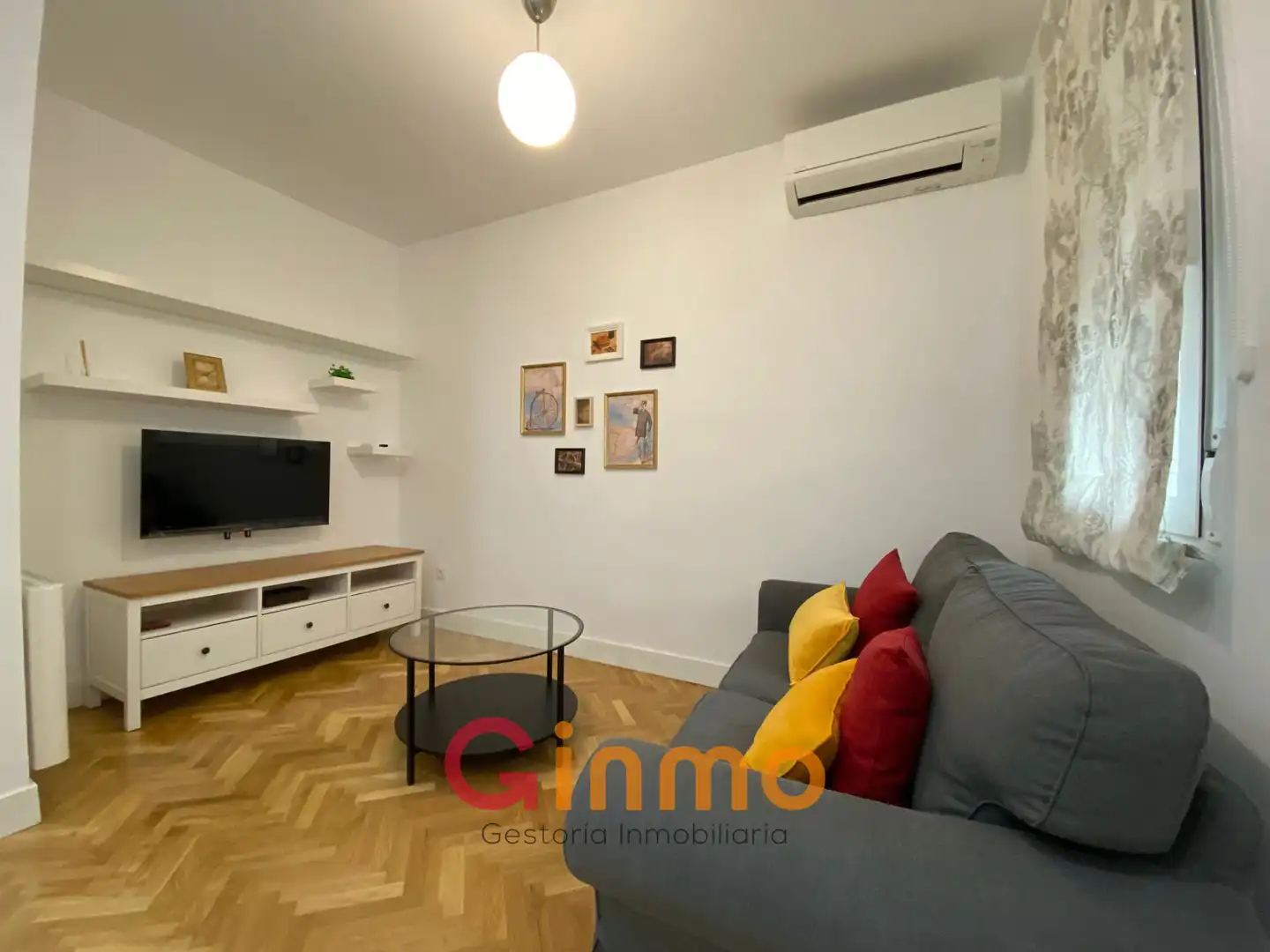 Wohnzimmer von Wohnung zur Miete in Madrid mit Klimaanlage, Möbliert und Ofen