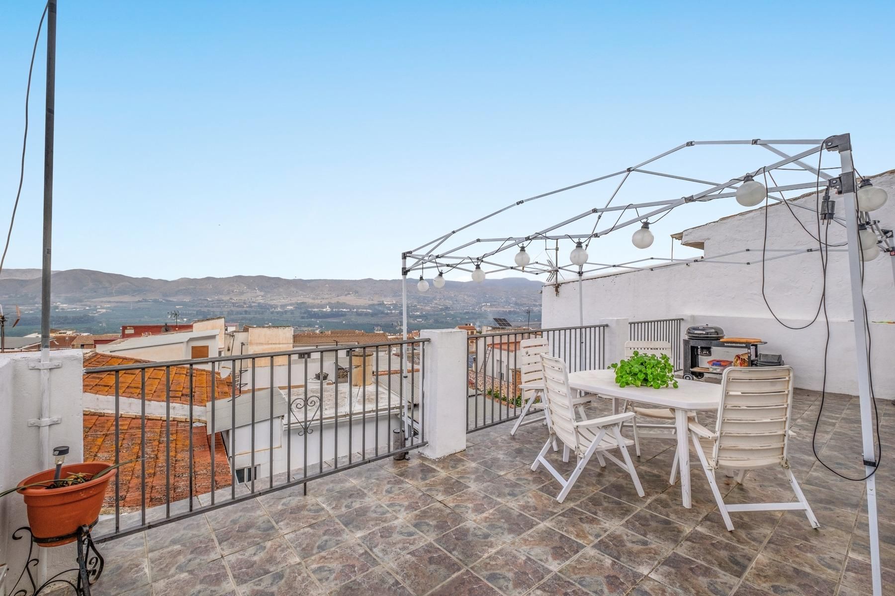 Vista exterior de Casa o xalet en venda en Cártama amb Terrassa