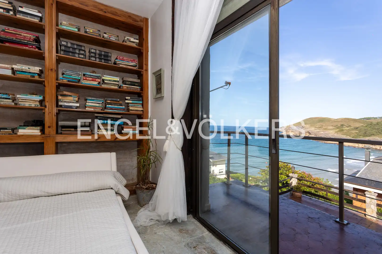 Balcony of Houses for sale in Bareyo  with Heating, Private garden and Terrace