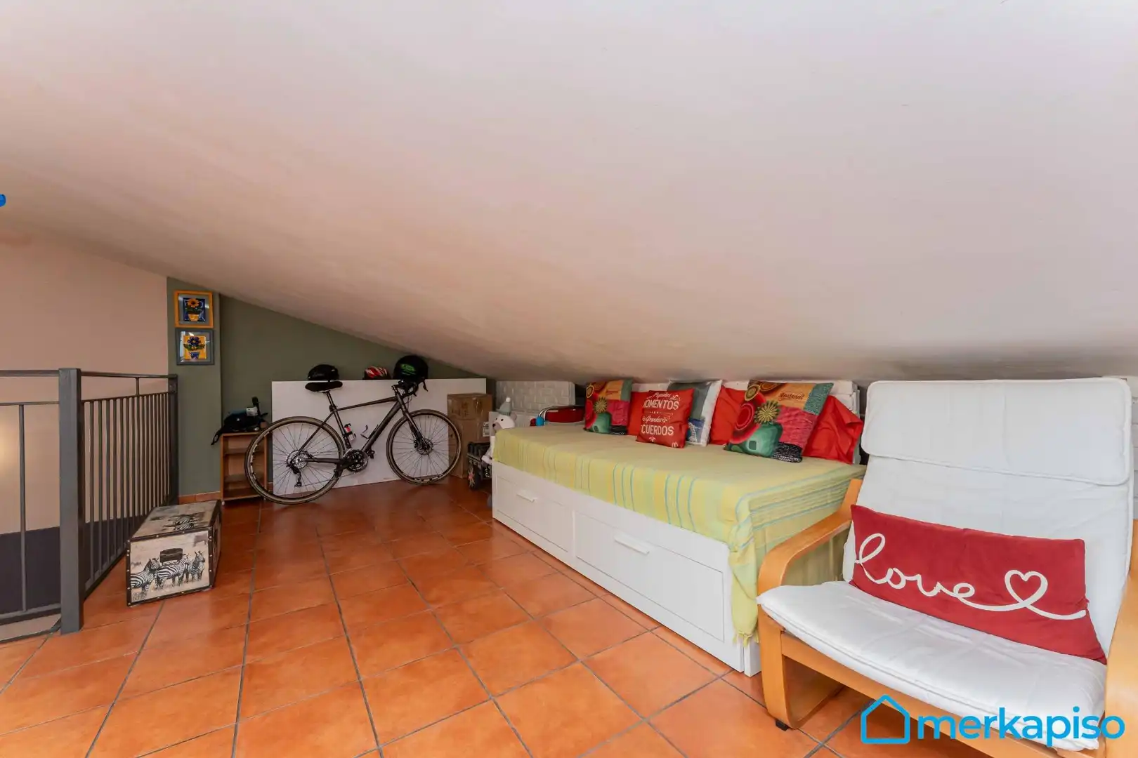 Habitación de Dúplex en venta en Sant Climent de Llobregat con Aire acondicionado, Terraza y Balcón