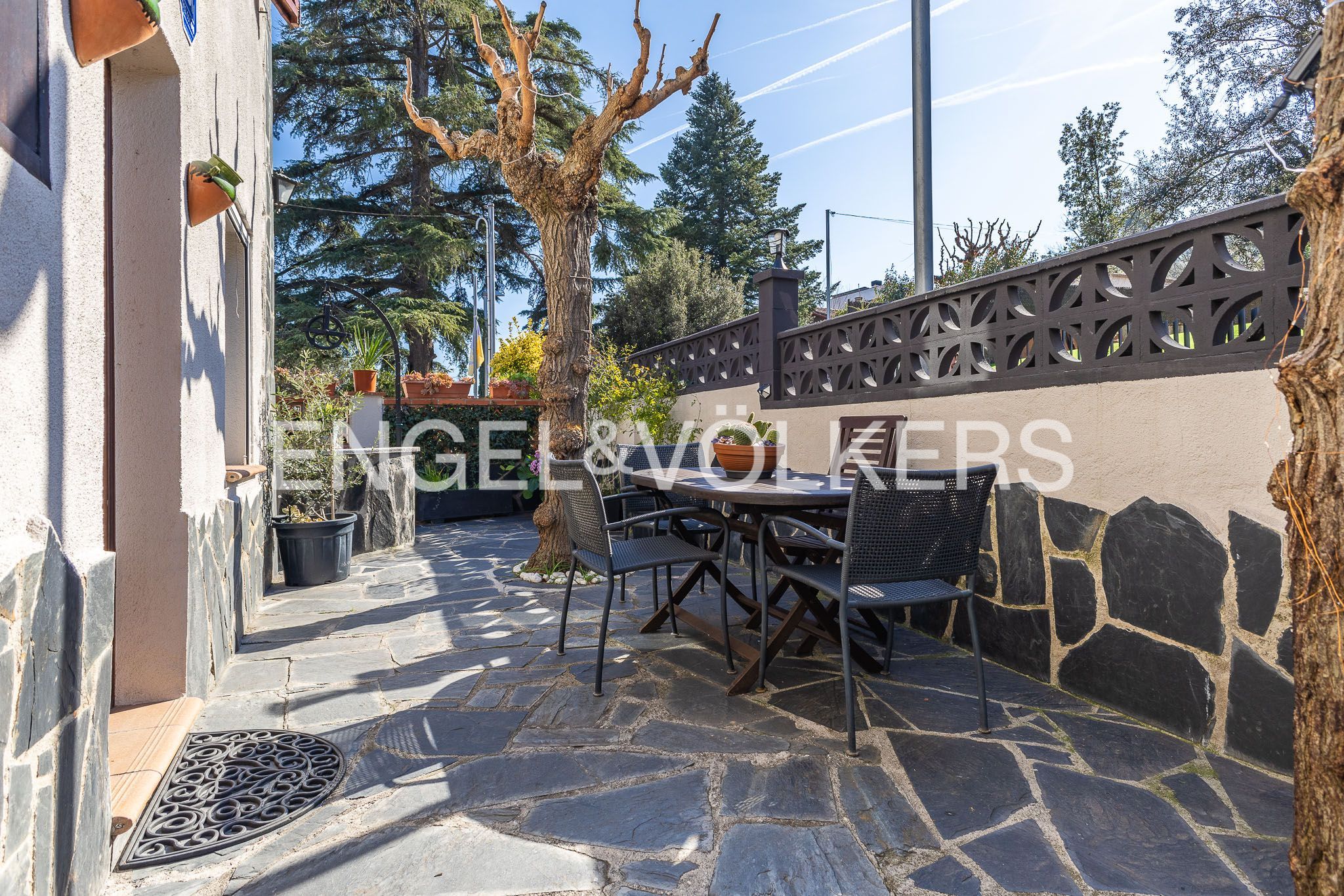 Terrassa de Casa o xalet en venda en Sant Cugat del Vallès amb Aire condicionat, Calefacció i Jardí privat