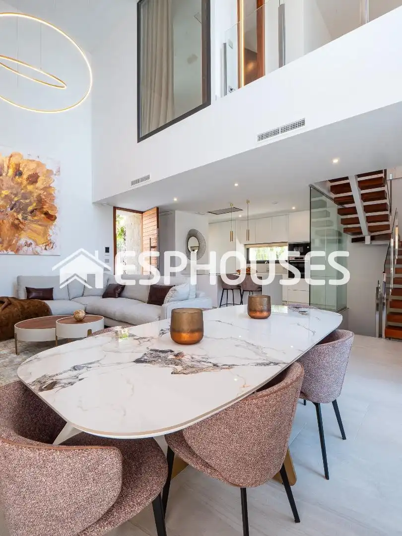 Maison avec terrasse à vendre à Berna 5, imagen 11