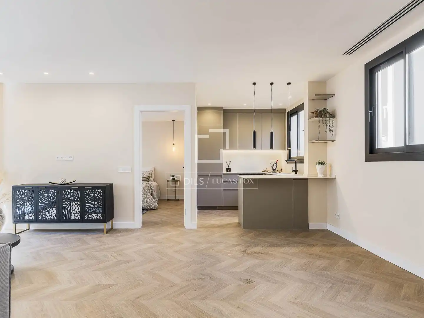 Flat with terrace for sale in Sants - Montjuïc, imagen 2