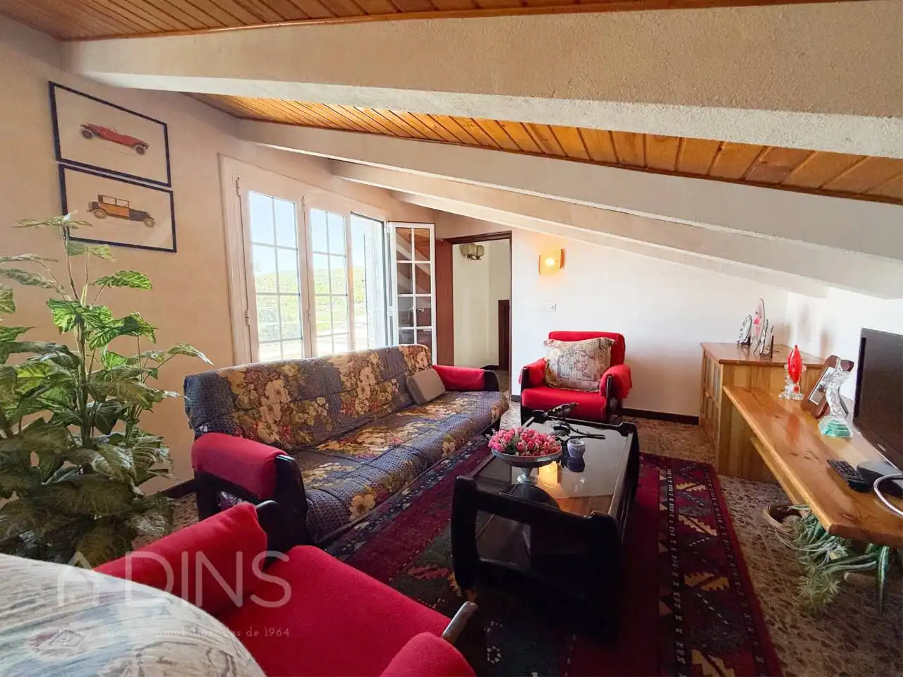 Sala d'estar de Casa o xalet en venda en Caldes de Montbui amb Jardí privat i Terrassa