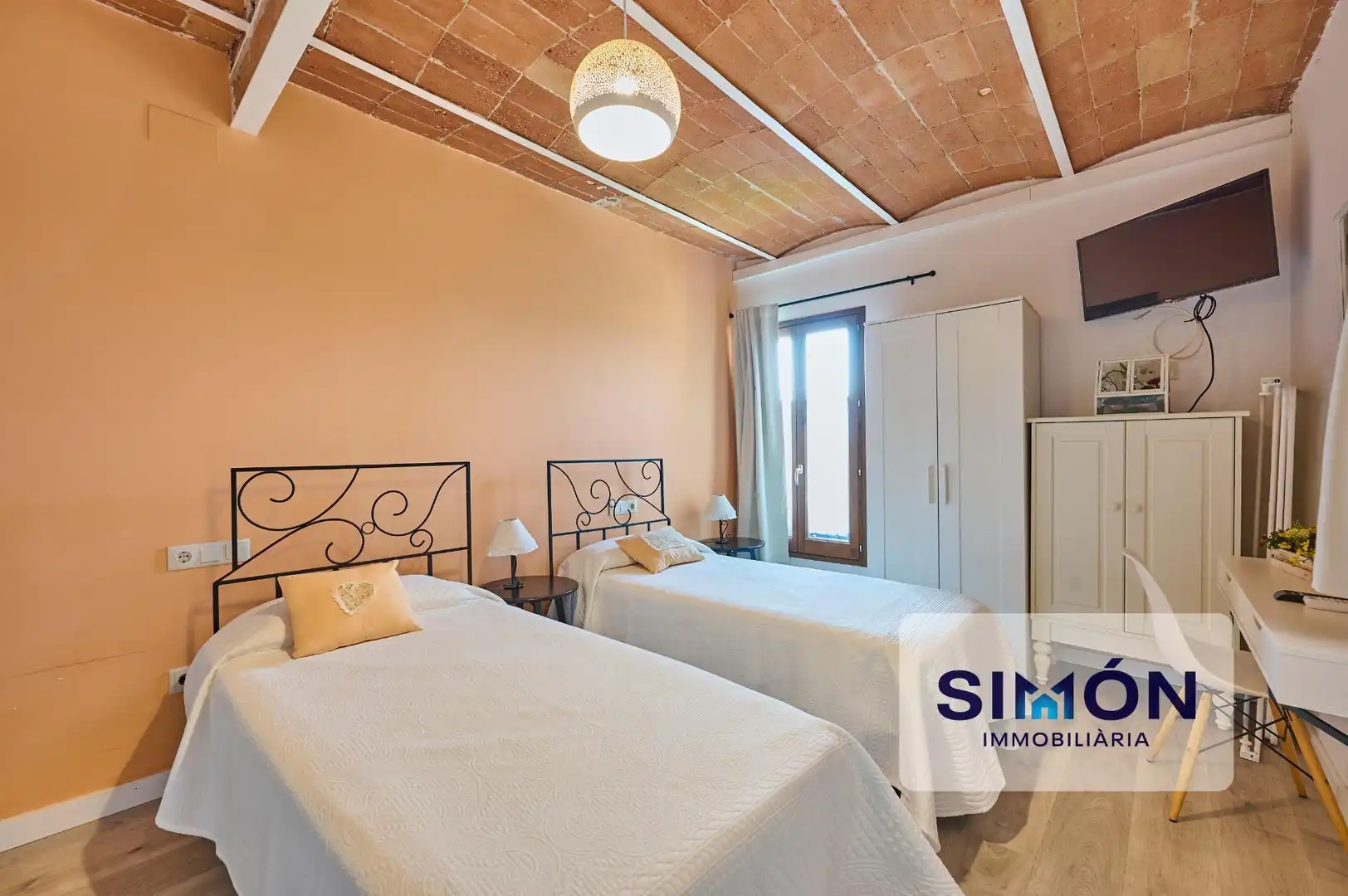 Habitación de Finca rústica en venta en Casserres con Aire acondicionado, Calefacción y Terraza