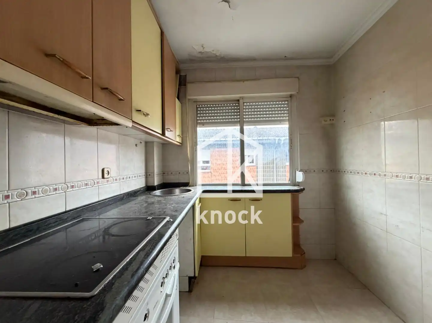 Cocina de Piso en venta en Gijón  con Calefacción