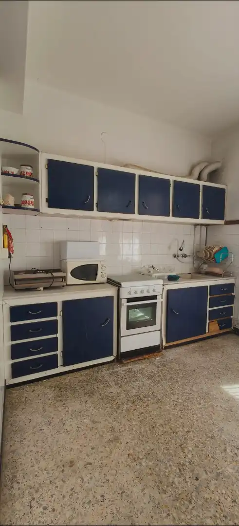 Cuina de Casa adosada en venda en Cedeira amb Parquet, Terrassa i Balcó
