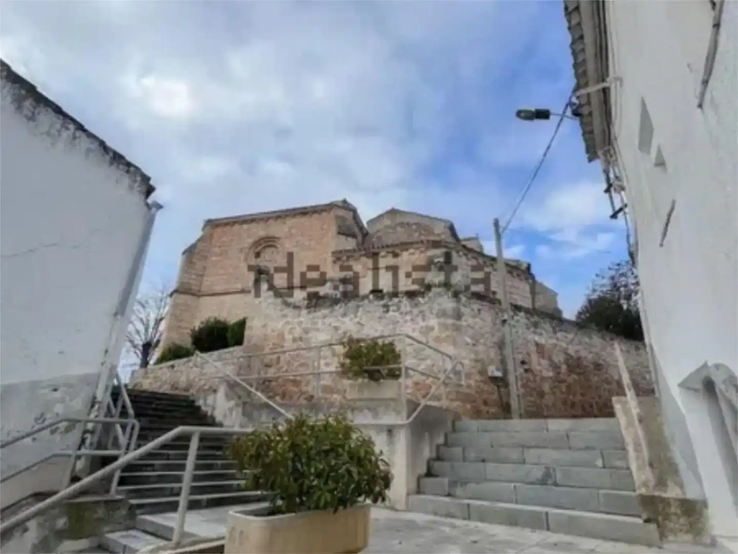 Vista exterior de Casa adosada en venda en Encinas de Esgueva