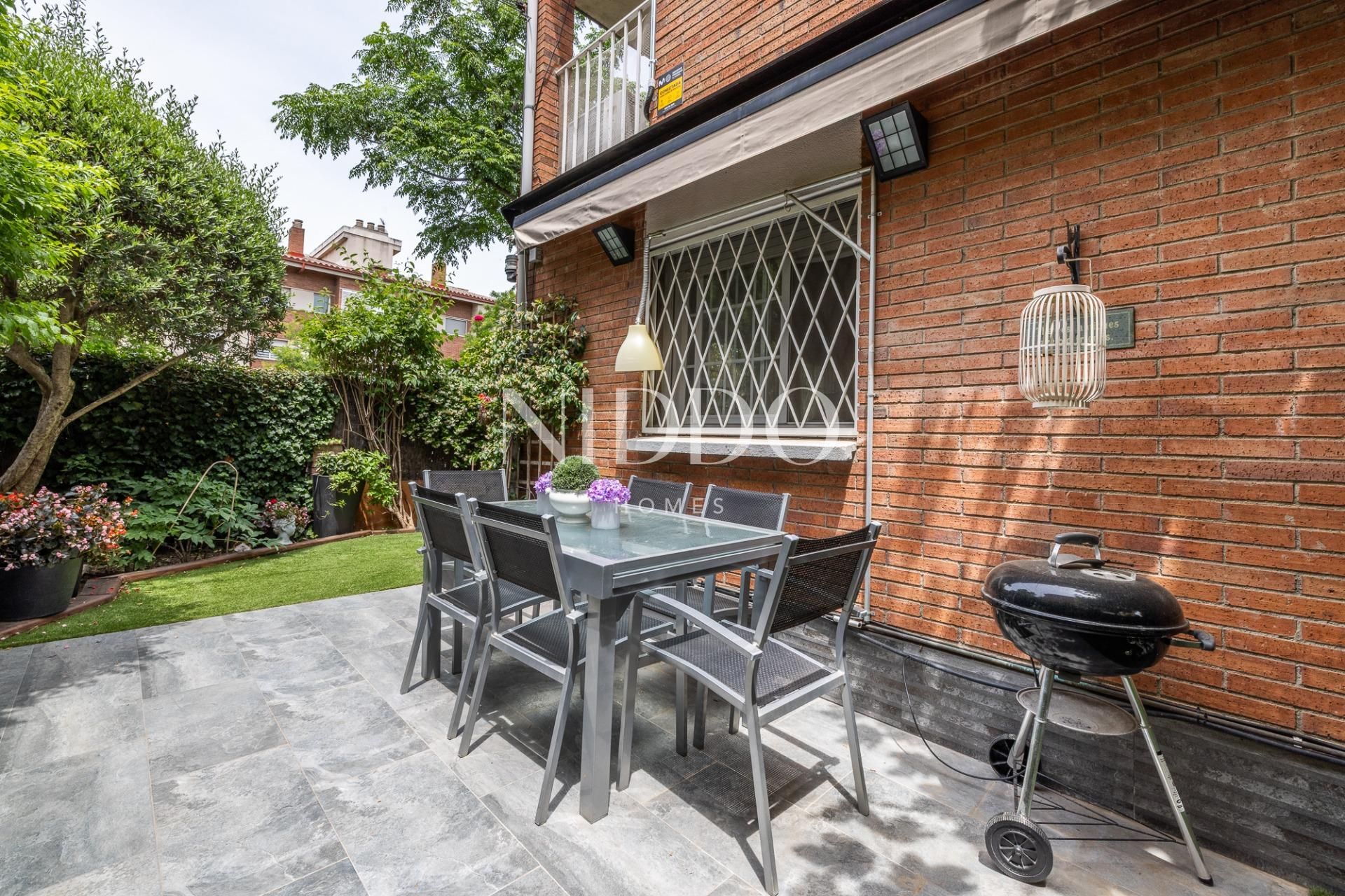 Terrace of Single-family semi-detached for sale in Sant Cugat del Vallès  with Air Conditioner, Heating and Private garden