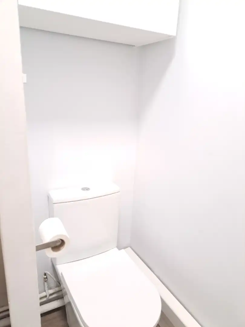 Bany de Apartament en venda en Saint - Pierre - dels - Forcats amb Terrassa i Moblat