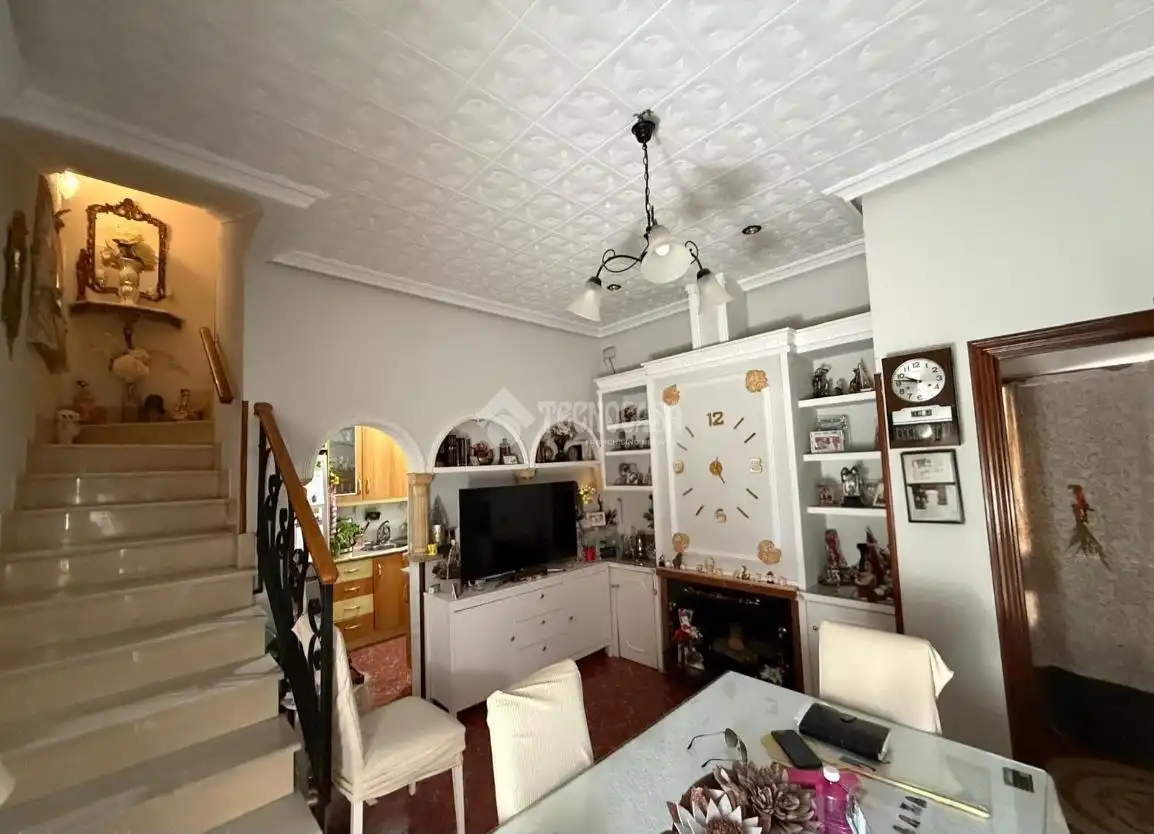 Sala d'estar de Casa adosada en venda en Campillo de Arenas