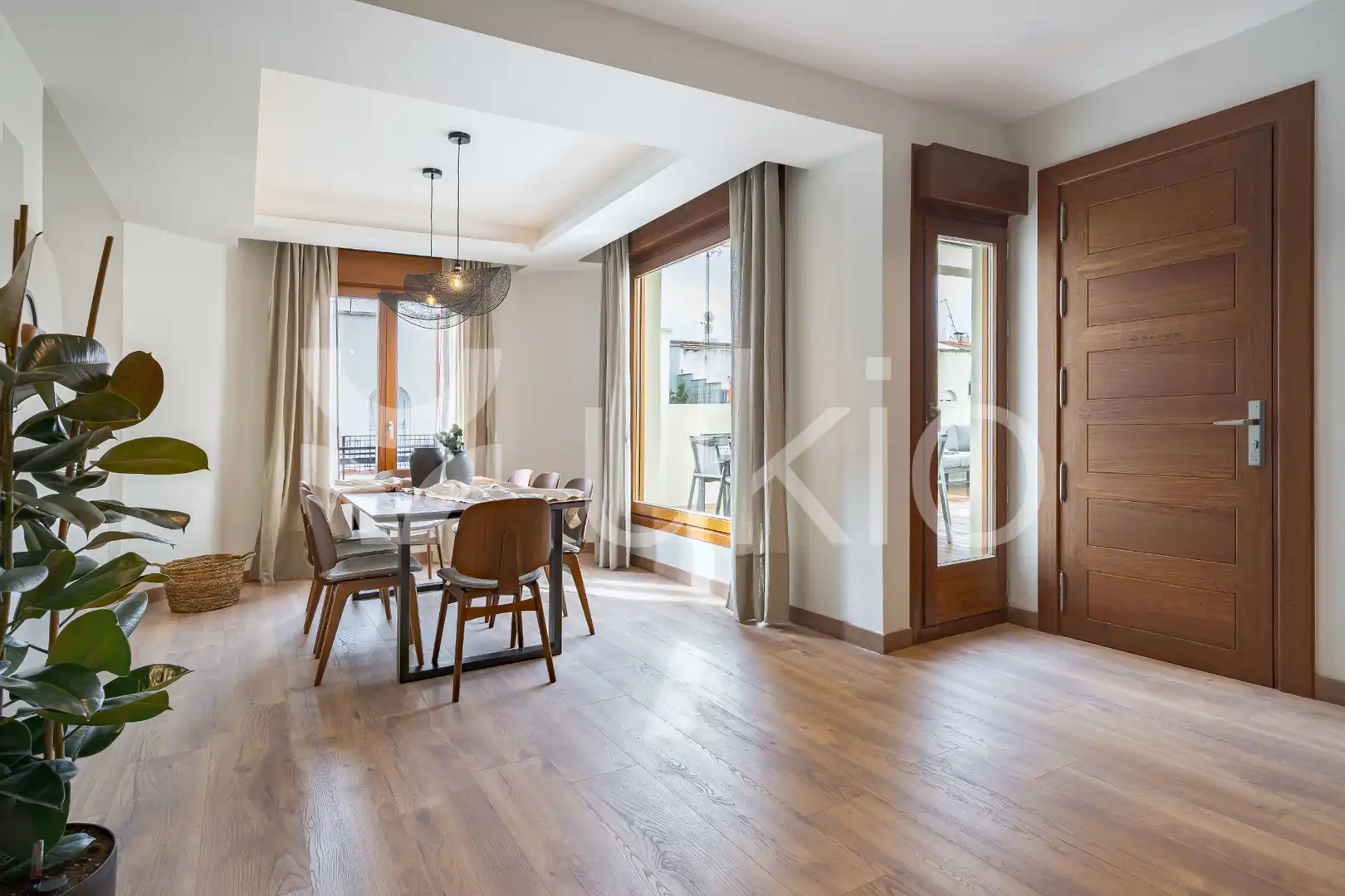 Comedor de Apartamento de alquiler en Madrid con Aire acondicionado, Calefacción y Terraza