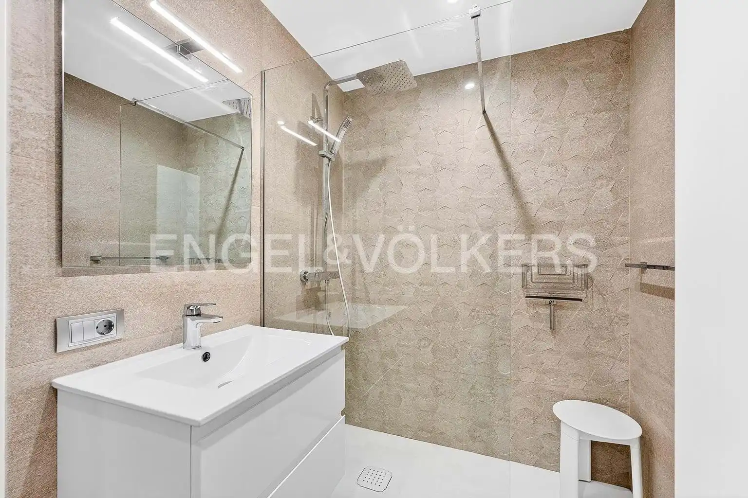 Badezimmer von Haus oder Chalet zum Verkauf in Arona mit Klimaanlage, Terrasse und Schwimmbad