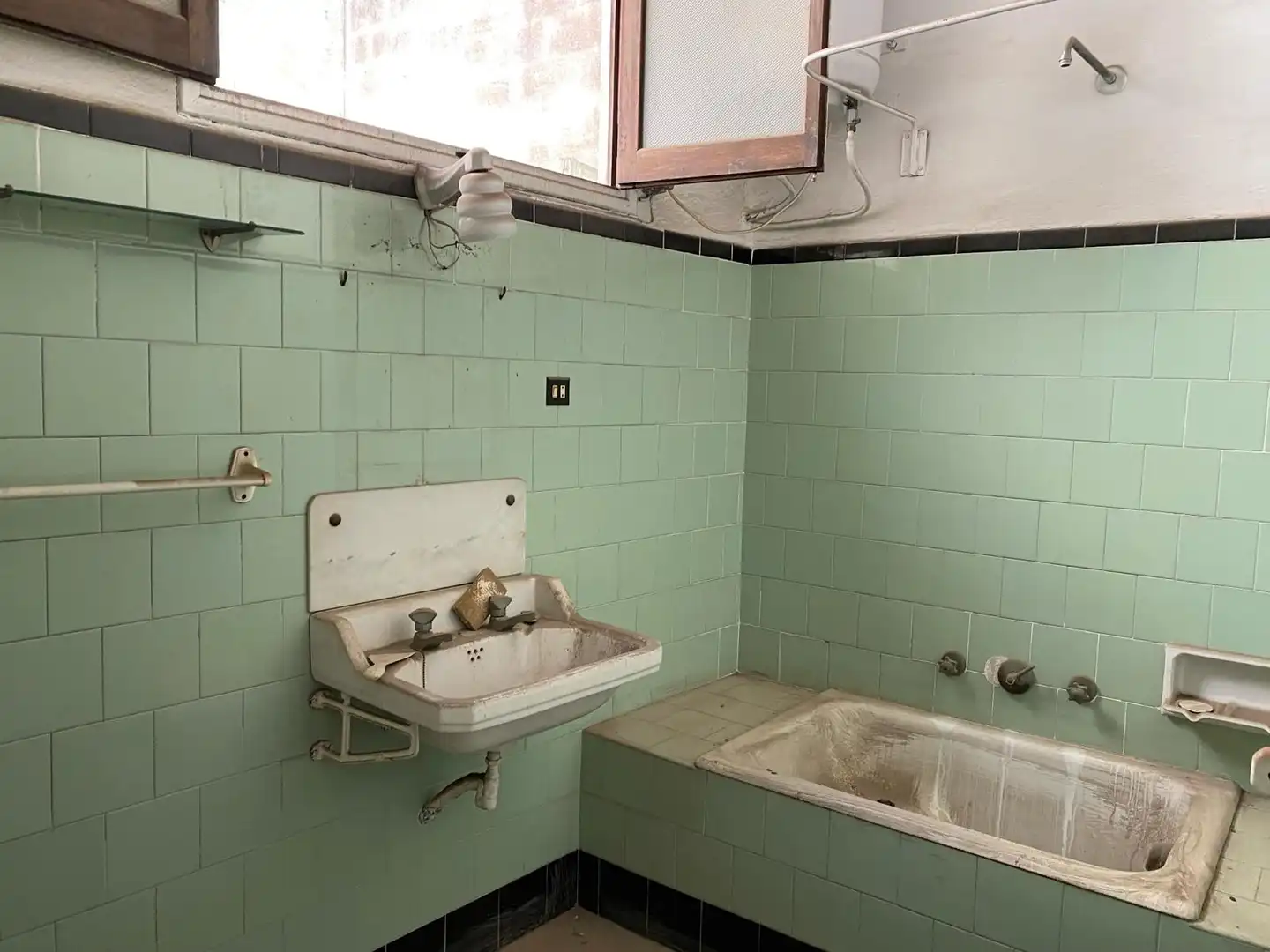 Bathroom of Detached homes for sale in Castellón de la Plana / Castelló de la Plana  with Private garden and Balcony