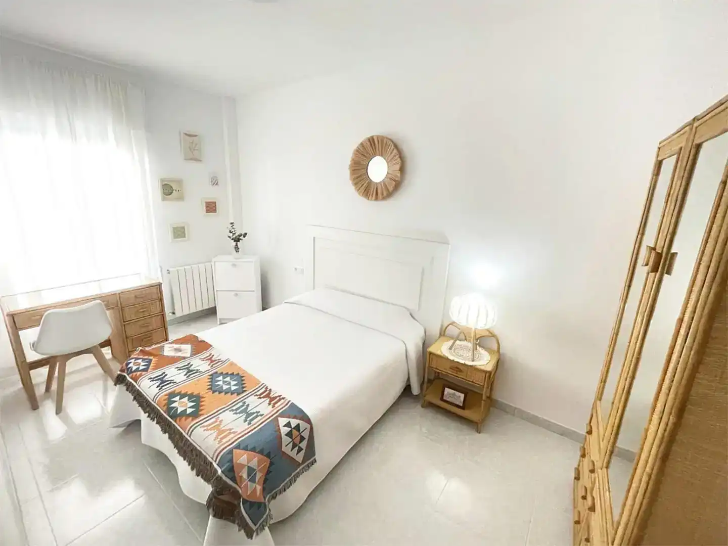 Schlafzimmer von Wohnung zur Miete in Peal de Becerro mit Klimaanlage und Möbliert