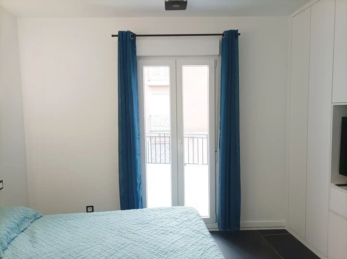 Schlafzimmer von Wohnung zum Verkauf in Madrid mit Klimaanlage, Heizung und Terrasse