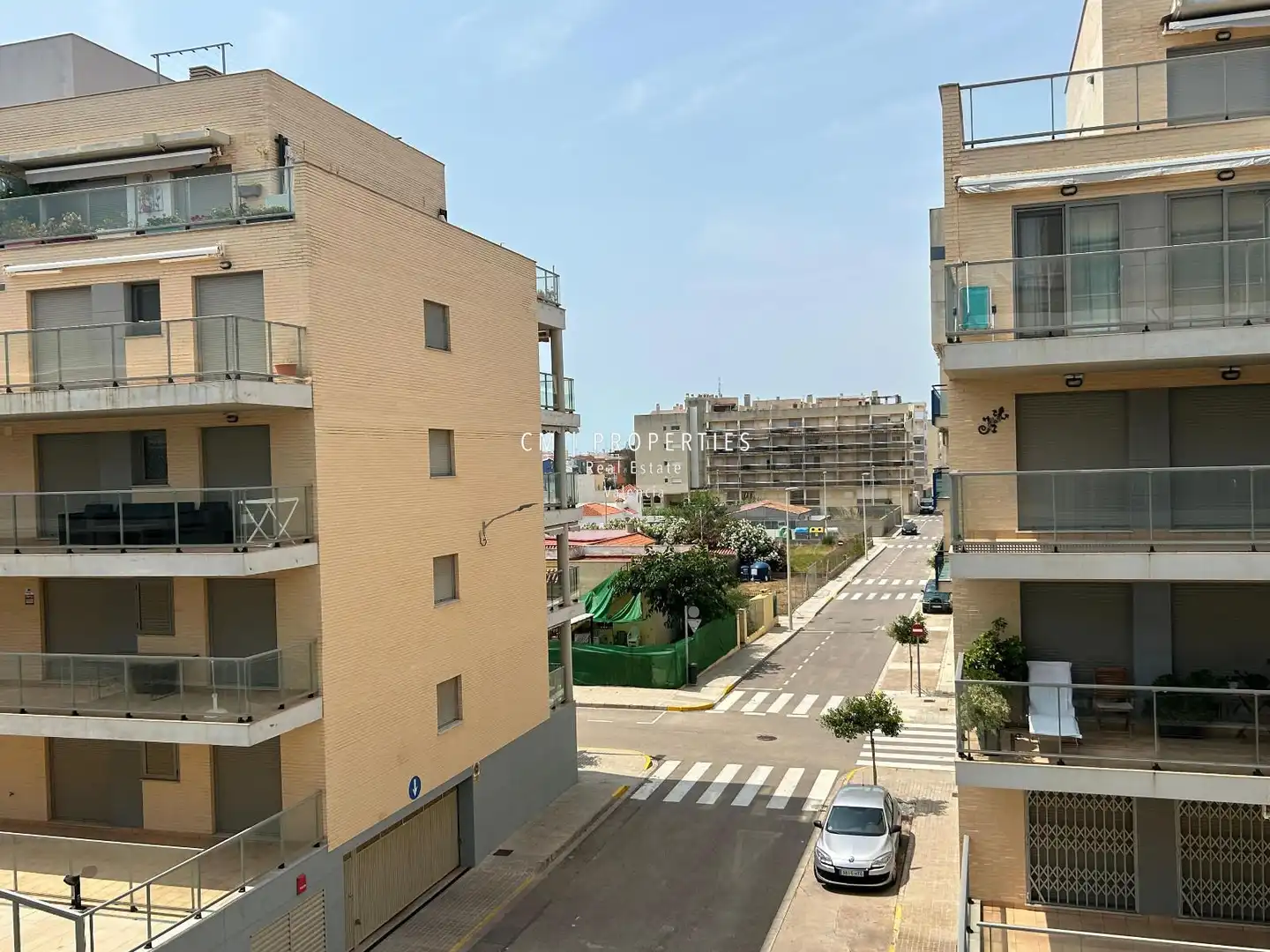 Außenansicht von Wohnungen zur Miete in Moncofa mit Klimaanlage, Heizung und Terrasse
