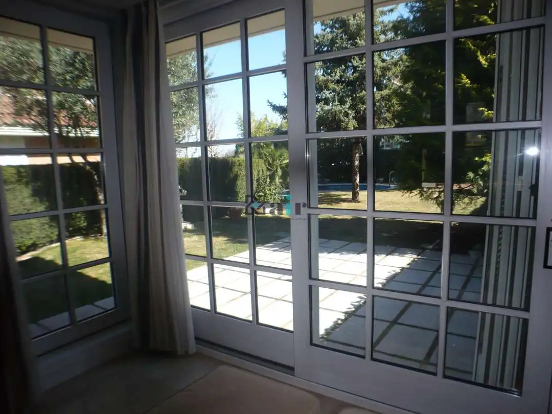 Jardín de Casa o chalet en venta en  Logroño con Calefacción, Terraza y Trastero