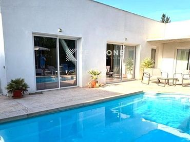 Villa avec piscine à vendre à N/A