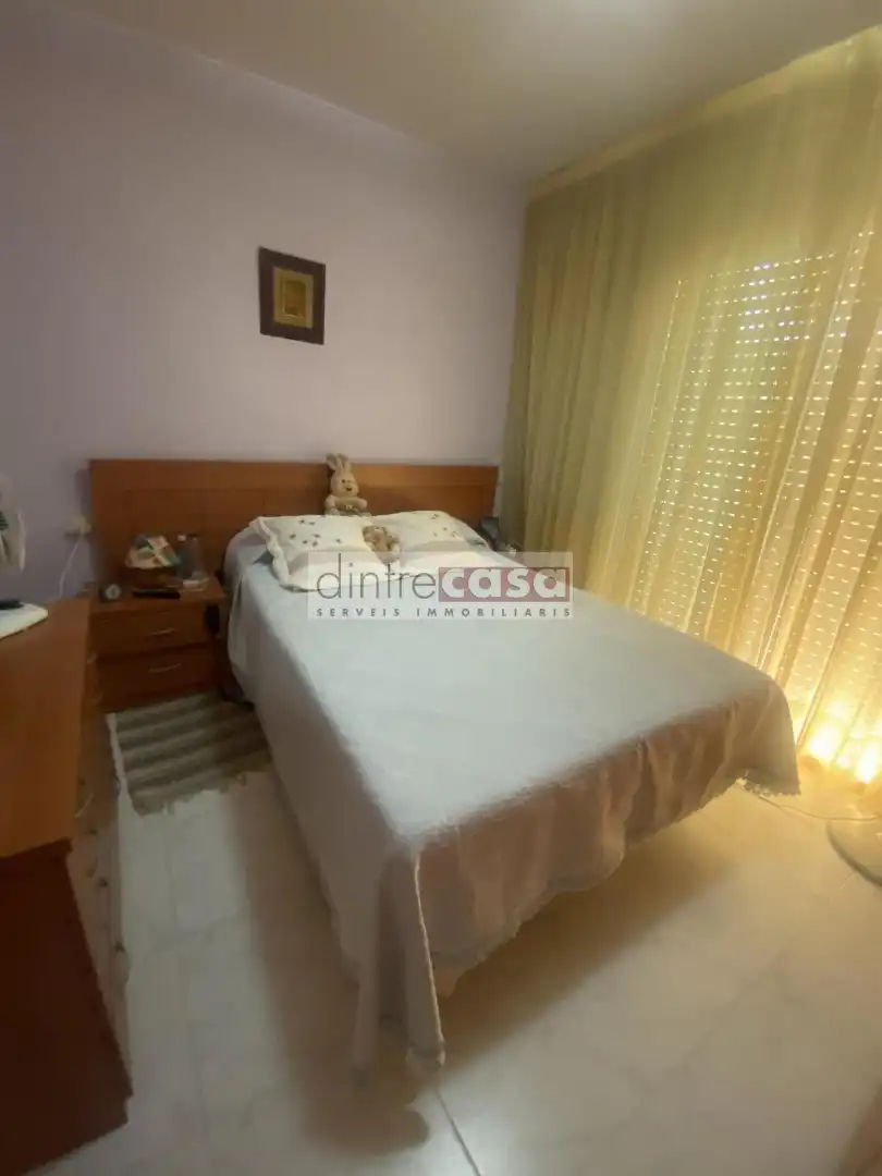 Schlafzimmer von Erdgeschoss zum Verkauf in Tordera mit Heizung, Parkett und Terrasse