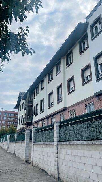 Pis en venda a Avenida Kānpāzār Etorbideā, La Florida