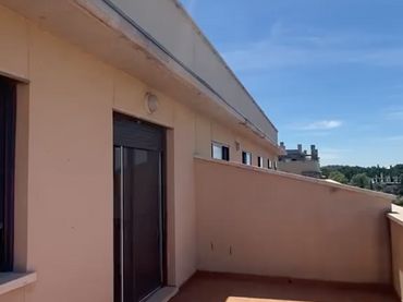 Àtic amb piscina en venda a Calle de la Estrella Naos