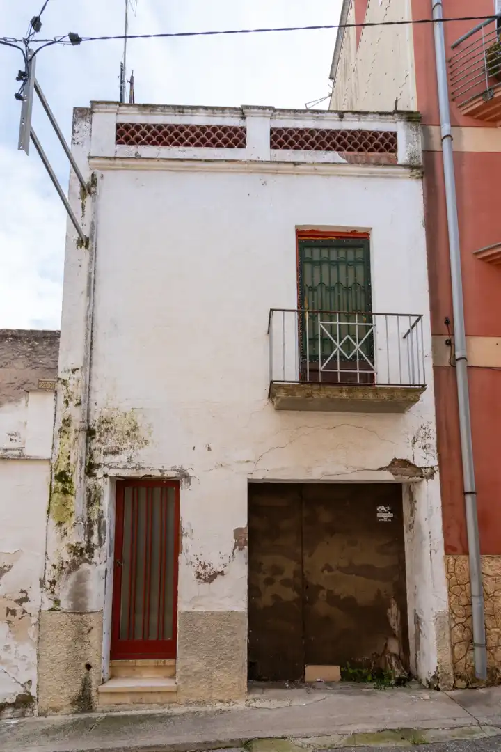 Exterior view of Houses for sale in Santa Bàrbara  with Terrace and Balcony