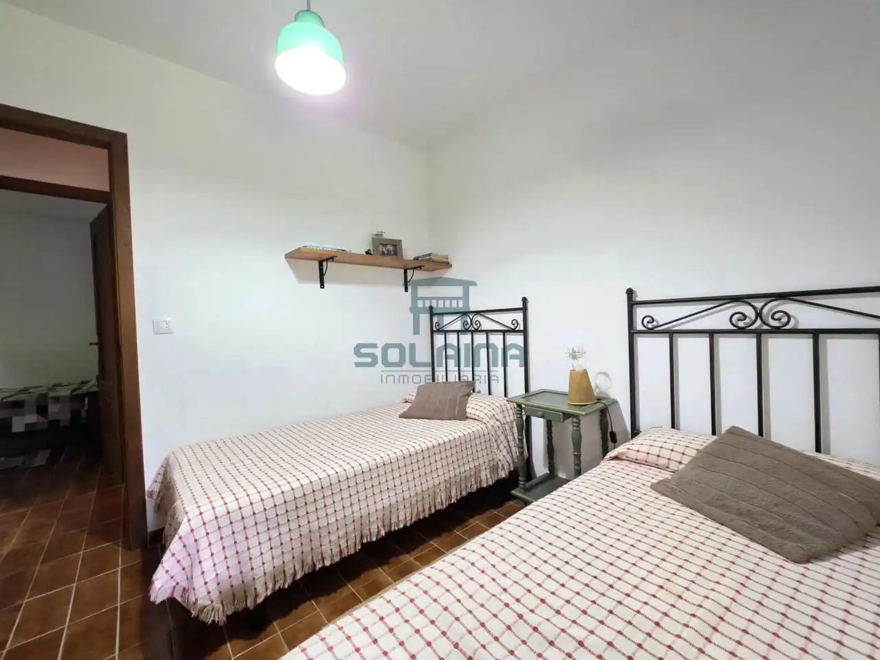 Dormitori de Casa o xalet en venda en Ourense Capital  amb Calefacció i Jardí privat