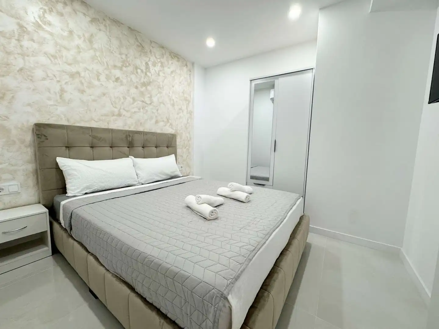 Habitación de Piso en venta en Alicante / Alacant con Jardín privado y Terraza