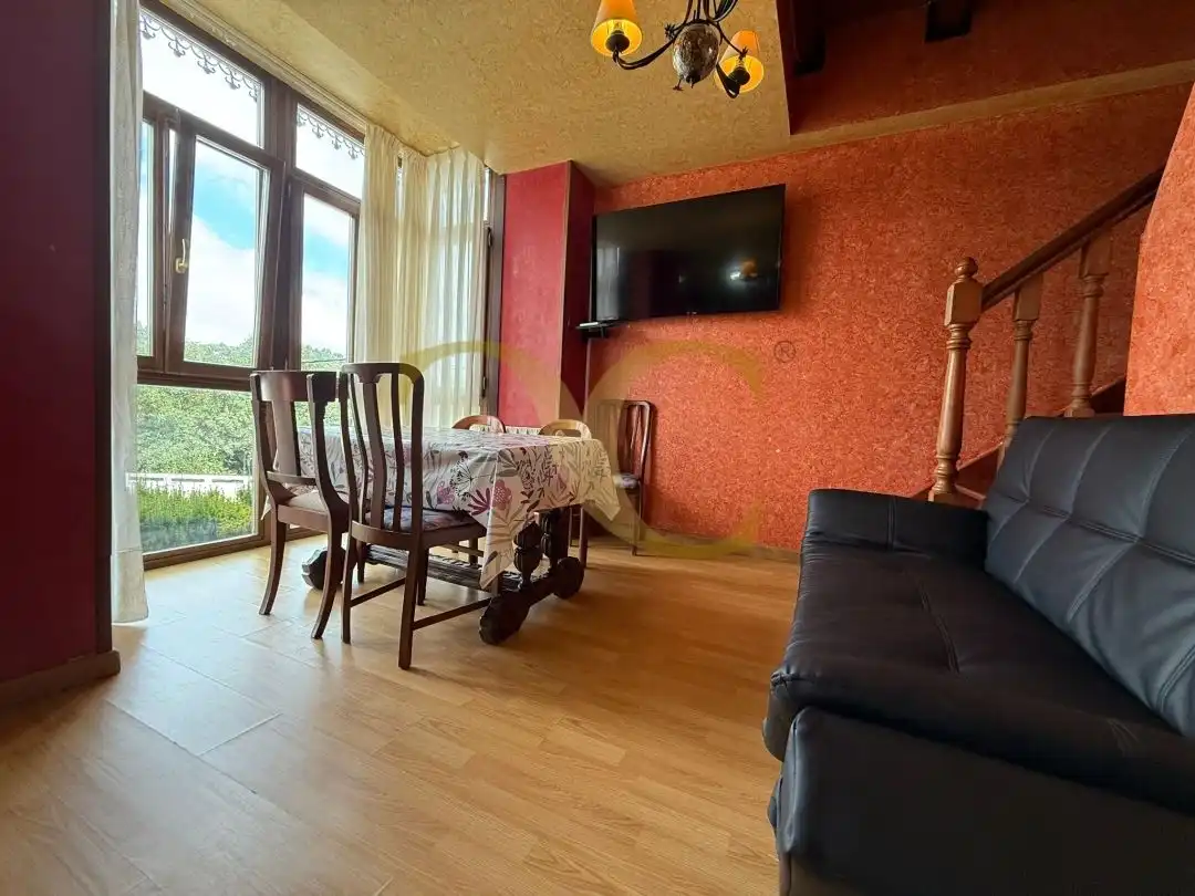Wohnzimmer von Maisonette zum Verkauf in Llanes mit Heizung, Privatgarten und Terrasse