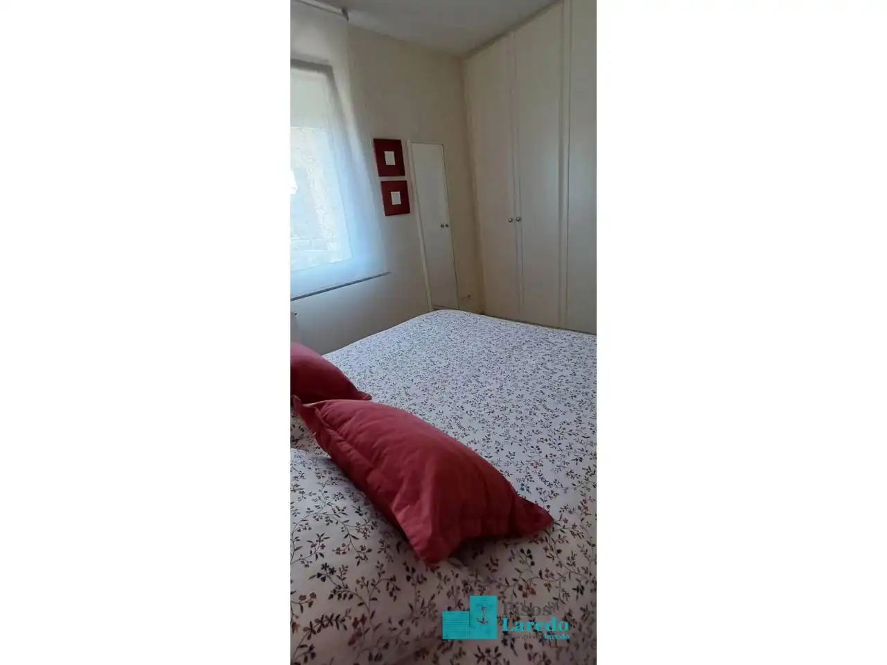 Habitación de Piso de alquiler en Laredo con Calefacción, Terraza y Amueblado