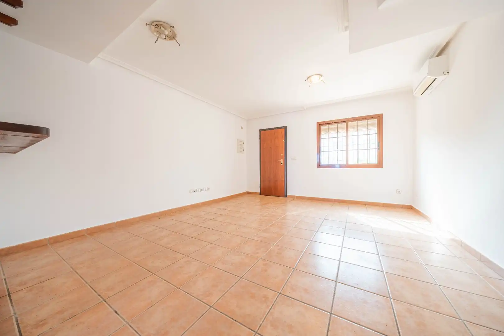 Casa con terrazza in vendita a Roda, imagen 6