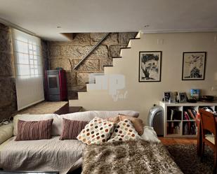 Living room of Single-family semi-detached for sale in Vigo   with Private garden and Terrace