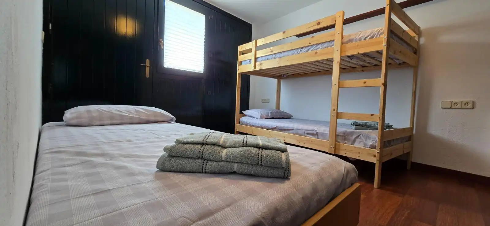 Schlafzimmer von Maisonette zur Miete in Bolvir mit Heizung, Parkett und Terrasse