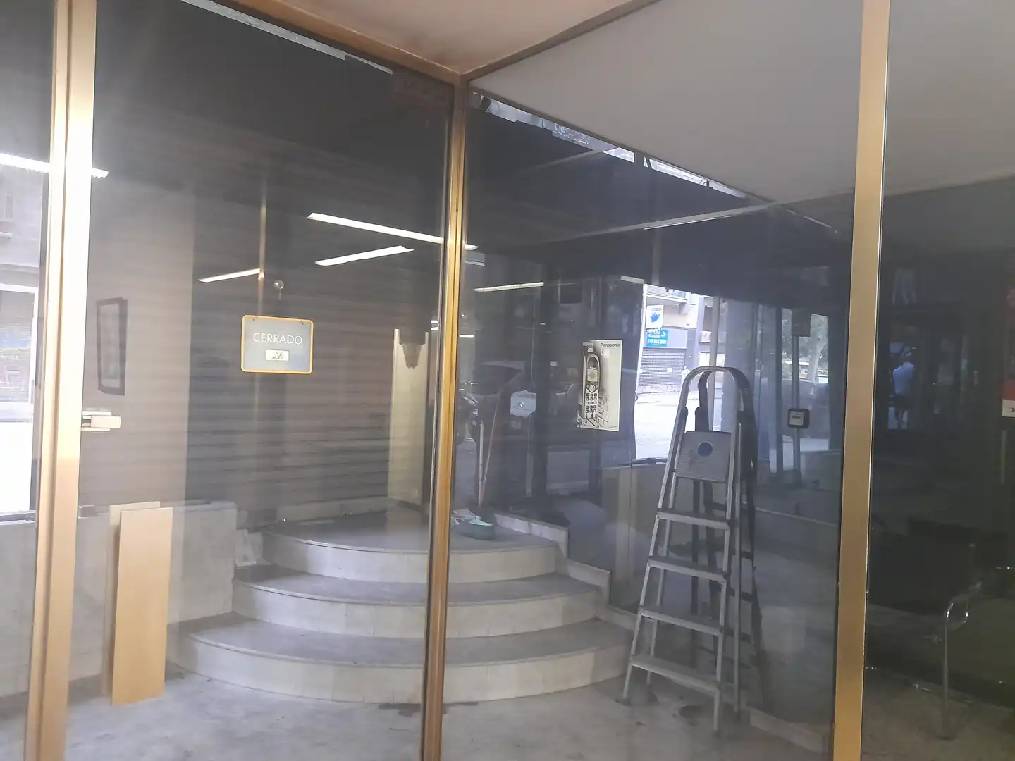 Local comercial de lloguer a Carrer d'Entença, imagen 6