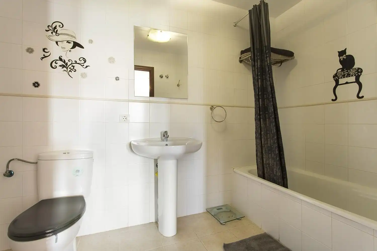 Baño de Dúplex en venta en Lentegí con Aire acondicionado, Terraza y Amueblado