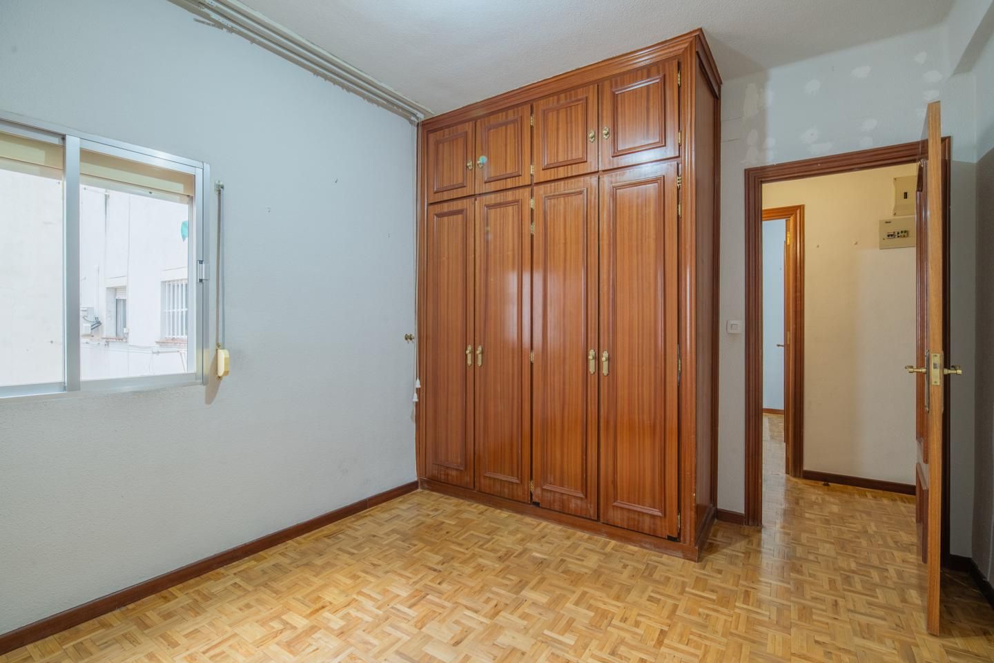 Bedroom of Flat for sale in  Madrid Capital  with Air Conditioner, Heating and Terrace